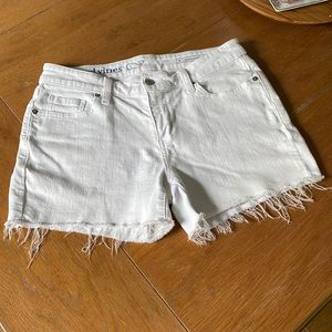 Vineyard Vines White Denim Cut Off Jean Shorts